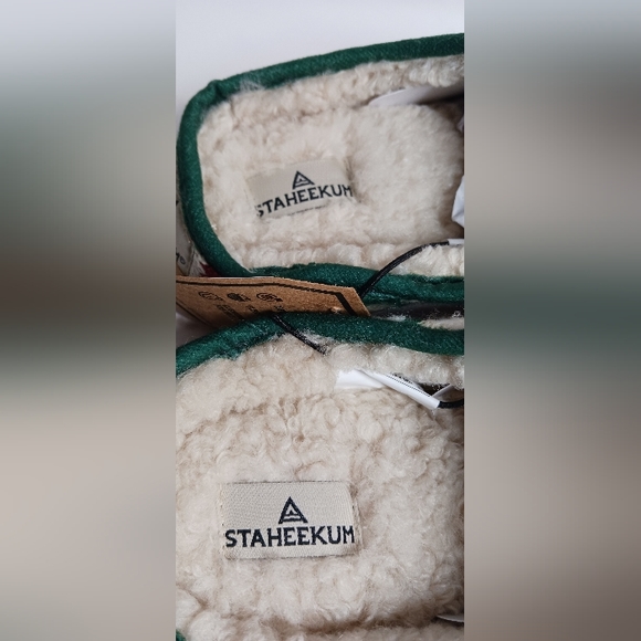 Unisex Graphic Holiday Party Slipper - Oat - Picture 7 of 8